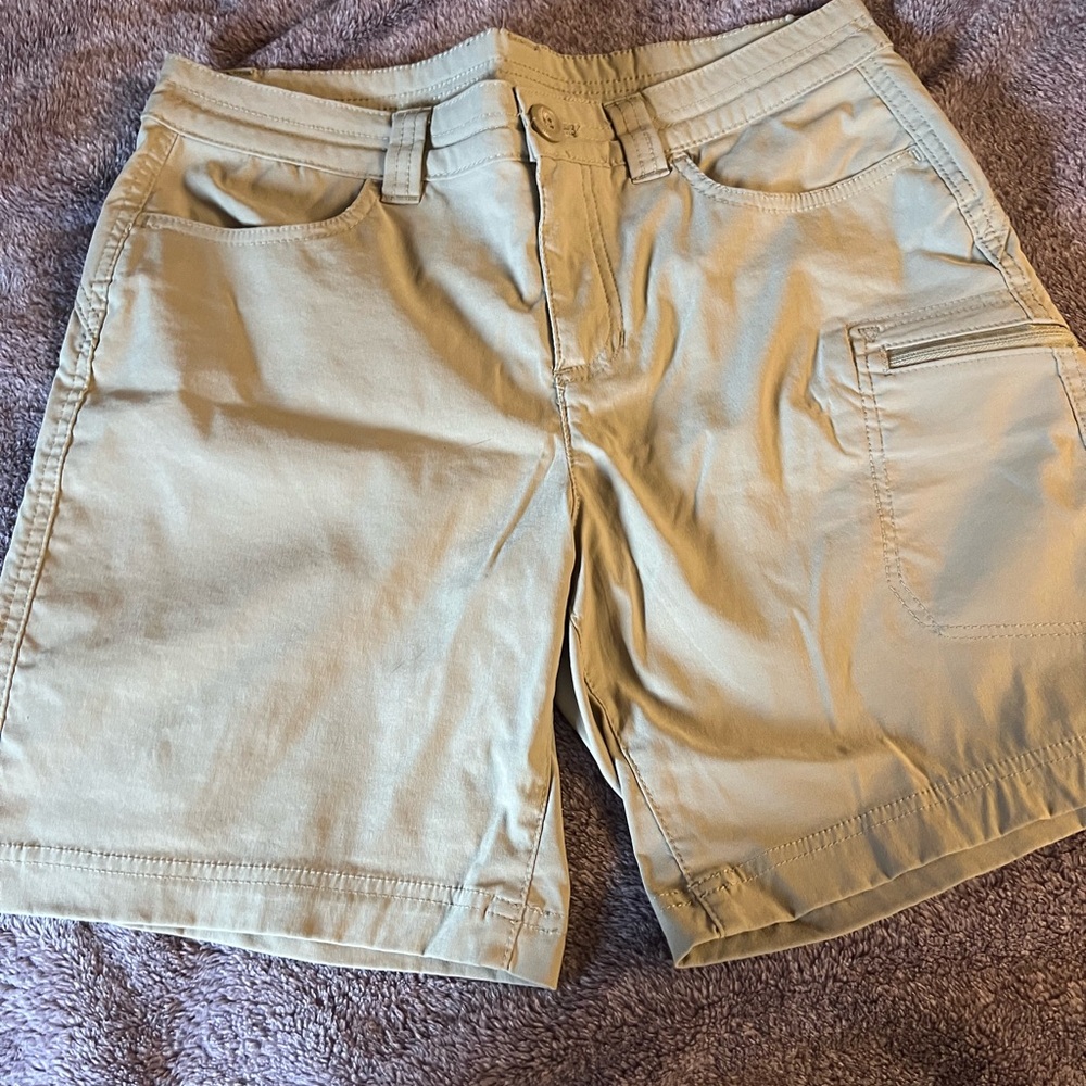 Eddie Bauer Women's Tan Shorts